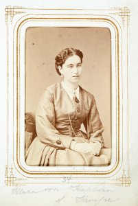 Fotografiporträtt på barn, Clara Catharina von Kahlden, f. Kempe, 1860-tal - Hallwylska museet - 107826