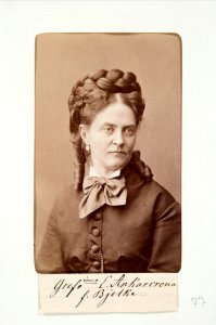 Fotografiporträtt på grevinnan Ebba Ankarcrona - Hallwylska museet - 107771