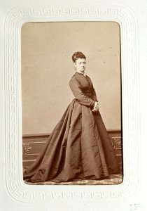 Fotografiporträtt på Ludwine von Hallwyl - Hallwylska museet - 107633