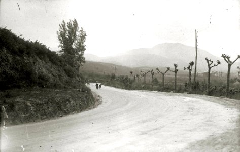 Fotografías de las localidades por donde pasa el circuito automóvilistico de Lasarte (11 de 16) - Fondo Car-Kutxa Fototeka