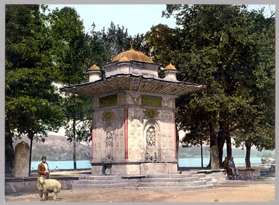 Fountain, Constantinople, Turkey LCCN2003653109