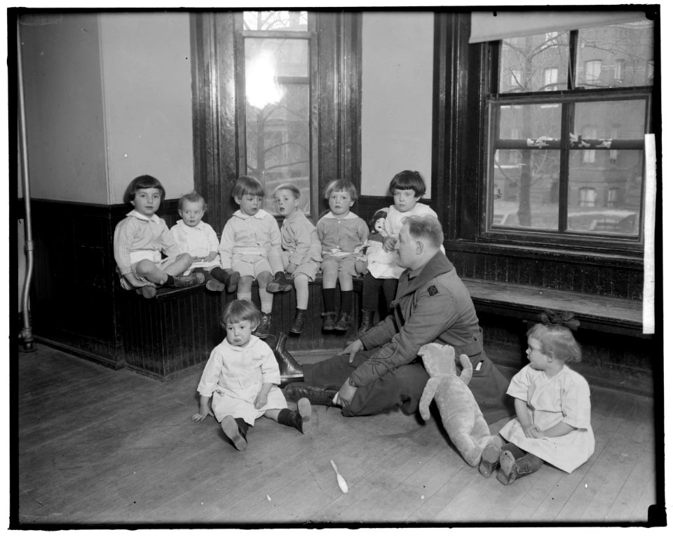 FOUNDLING HOSPITAL. PLAYROOM LCCN2016861775