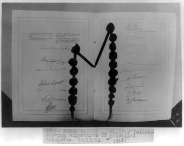 Four-power treaty on Pacific Islands showing signatures of principal delegates, 12-15-21 LCCN2002697157