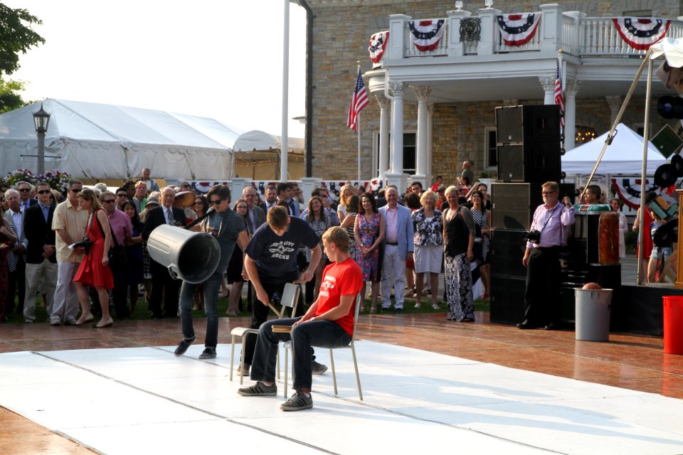 Fourth of July at Lornado (19287386378)