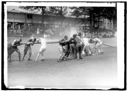 FOURTH OF JULY. SCENES IN CELEBRATION AT WALTER REED LCCN2016870169