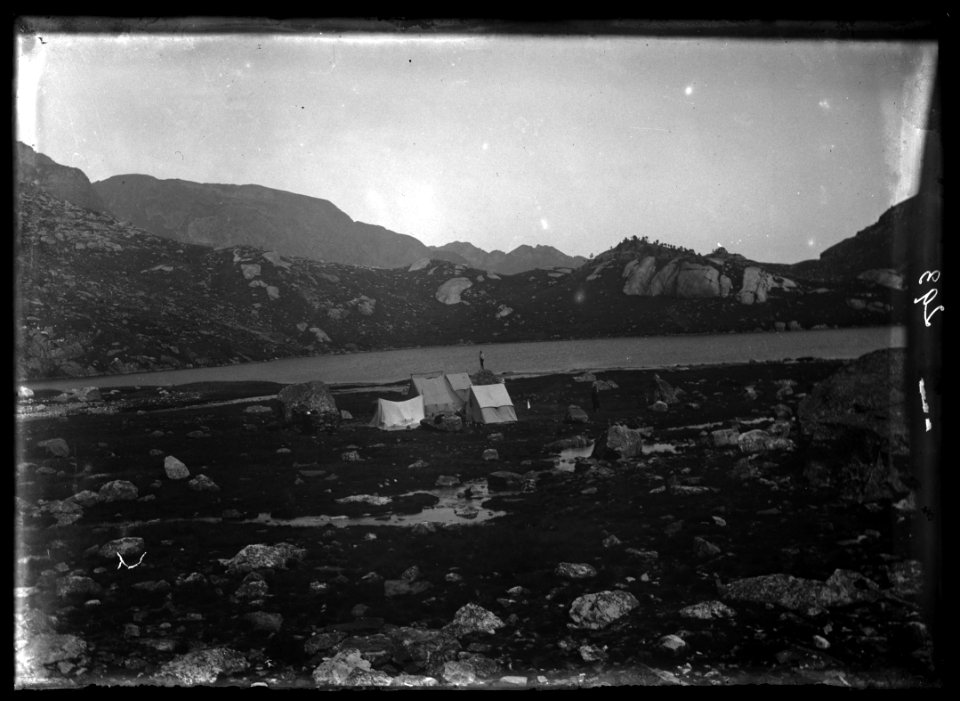FRAC31555 67Fi58 - -Pyrénées. Lac-