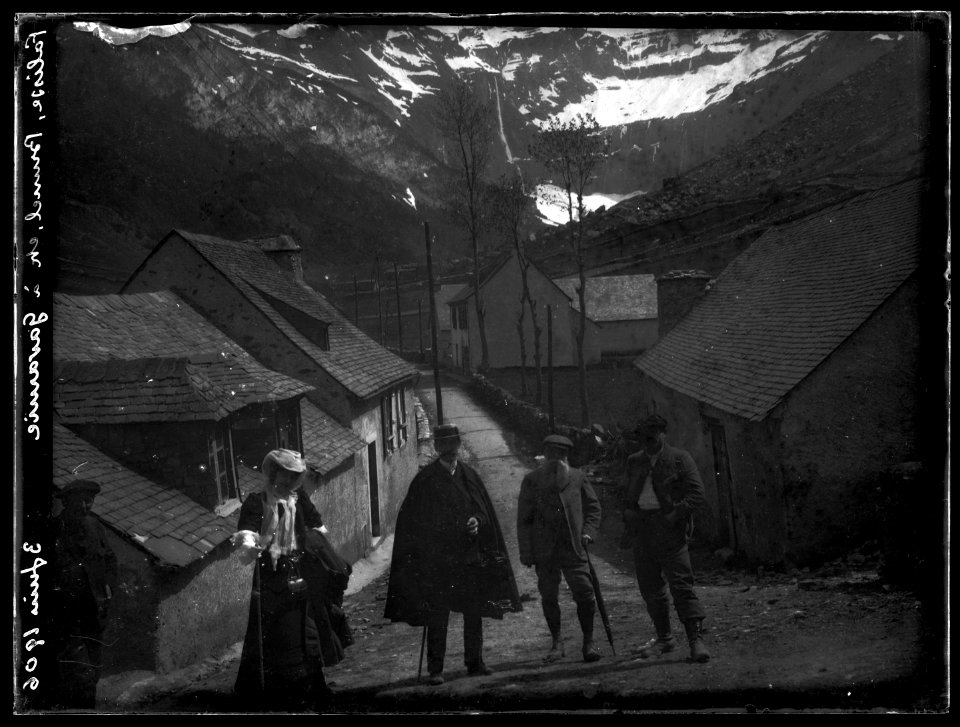 FRAC31555 67Fi44 - Pyrénées. Gavarnie