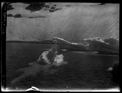 FRAC31555 67Fi9 - Pyrénées. Lac d'Oô