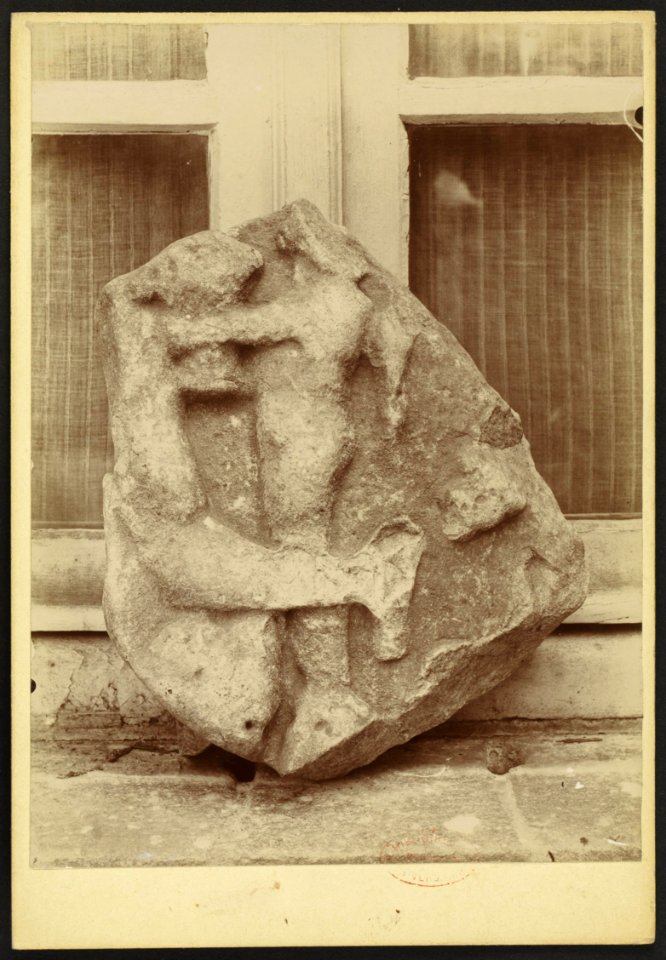 Fragment de sculpture (chez Mr Dezeimeris) Loupiac - J-A Brutails - Université Bordeaux Montaigne - 0251