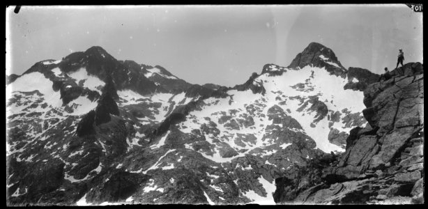 FRAC31555 67Fi96 - -Pyrénées. Montagnes-