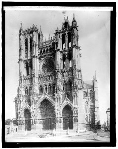 France, Cathedral at Amiens, West Façade LCCN2016826260
