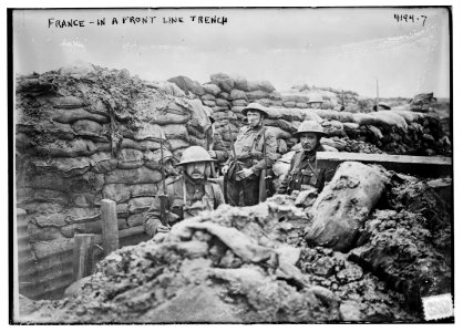 France - in a front line trench LCCN2014704464