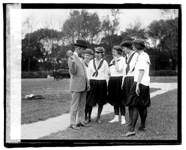 Francis Bloome, Mary Cook, Lucile Boyd, Gertrude Cherry, Ruth Jane Bauske LCCN2016827121