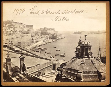 Francis Frith, Ent. to Grand Harbour, Malta (No. 1970)