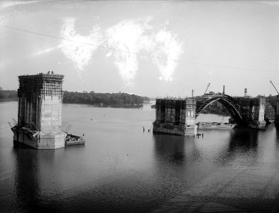 Francis Scott Key Bridge Washington DC LCCN2016823374 (cropped)