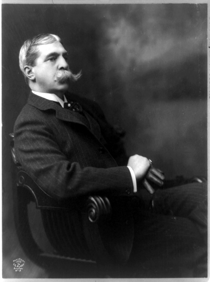 Francis Hopkinson Smith, three-quarter length portrait, seated, facing right LCCN89714871