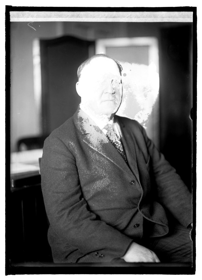 Frank Crouther, N.Y. LCCN2016845311