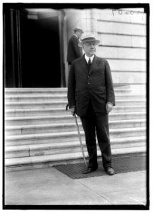 FRANK VANDERLIP, N.Y. LCCN2016870034