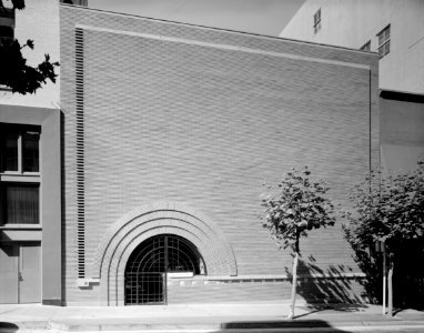 Frank Lloyd Wright - V.C. Morris Gift Shop, SF - 1