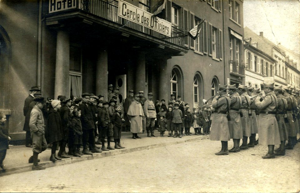 Französische Parade in Diez 1919