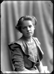 Greta Almroth, porträtt - SMV - GA034