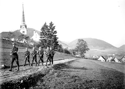 Grenzwachtpatrouille ausserhalb von Nerishausen - CH-BAR - 3240933