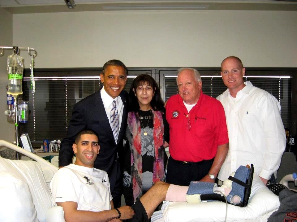 Groberg and Obama at Walter Reed