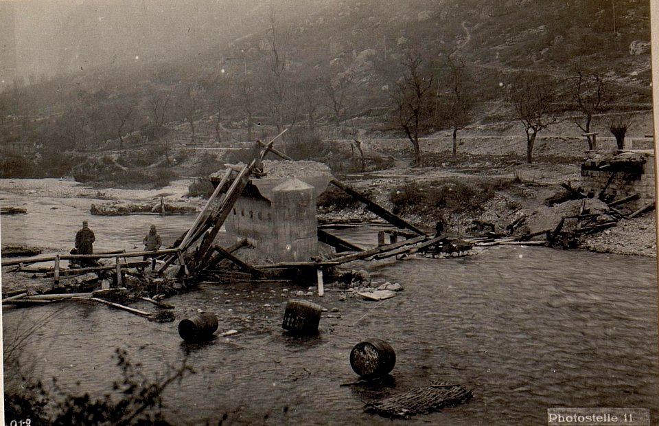 Grigno . Gesprengte italienische Brücke (BildID 15636262)