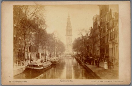 Groenburgwal gezien vanaf de Staalstraat richting Zuiderkerk