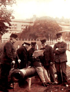 Groepje-veteranen-te-Bronbe