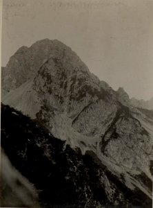 Grosser Mittagskofel. Aufgenommen am 19. Juli 1916. (BildID 15478192)