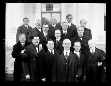 Group at White House, Washington, D.C. LCCN2016891206