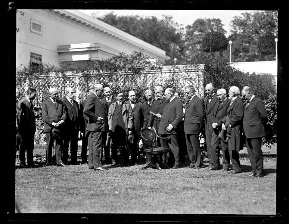 Group includes Charles Evans Hughes and Warren Harding; White House, Washington, D.C. LCCN2016890759