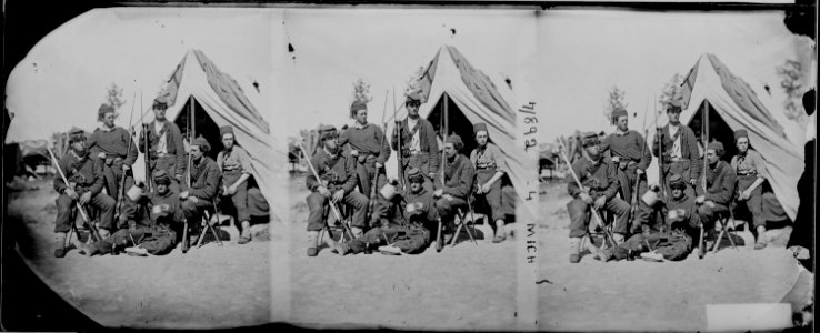 Group of 4th Infantry, Mich - NARA - 529449 photo