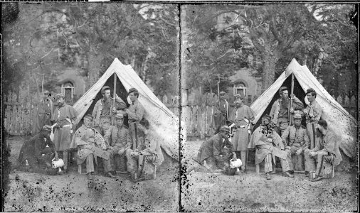 Group of 7th Infantry - NARA - 529774