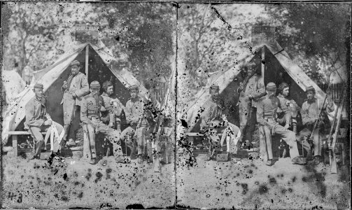 Group of 7th Infantry - NARA - 529789