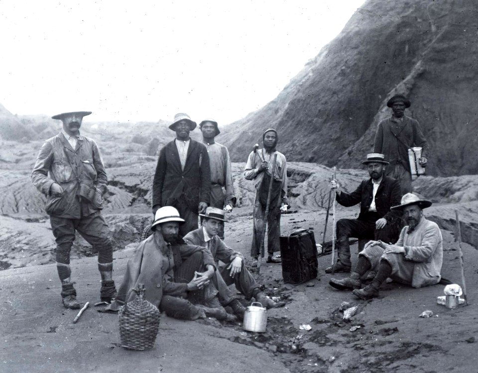 Group of figures in valley eroded in volcanic ash YORYM-TA0105