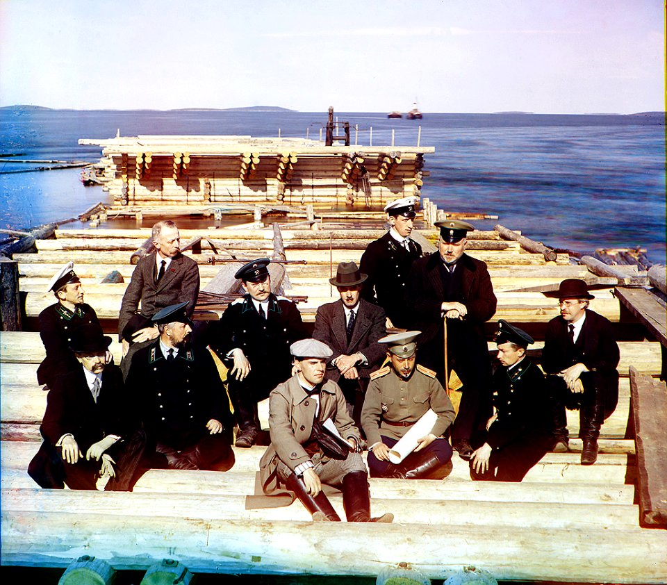 Group of Railroad Construction Participants