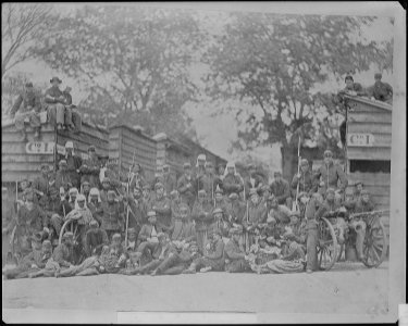 Group of soldiers - NARA - 525256 photo
