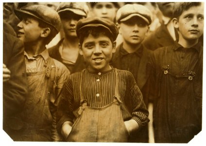 Group of workers. The smallest boy in the middle of group is Secondino Libro, 34 Walnut Street. Apparently 10 or 11. Works in No. 4 Spinning room. LOC cph.3a01140
