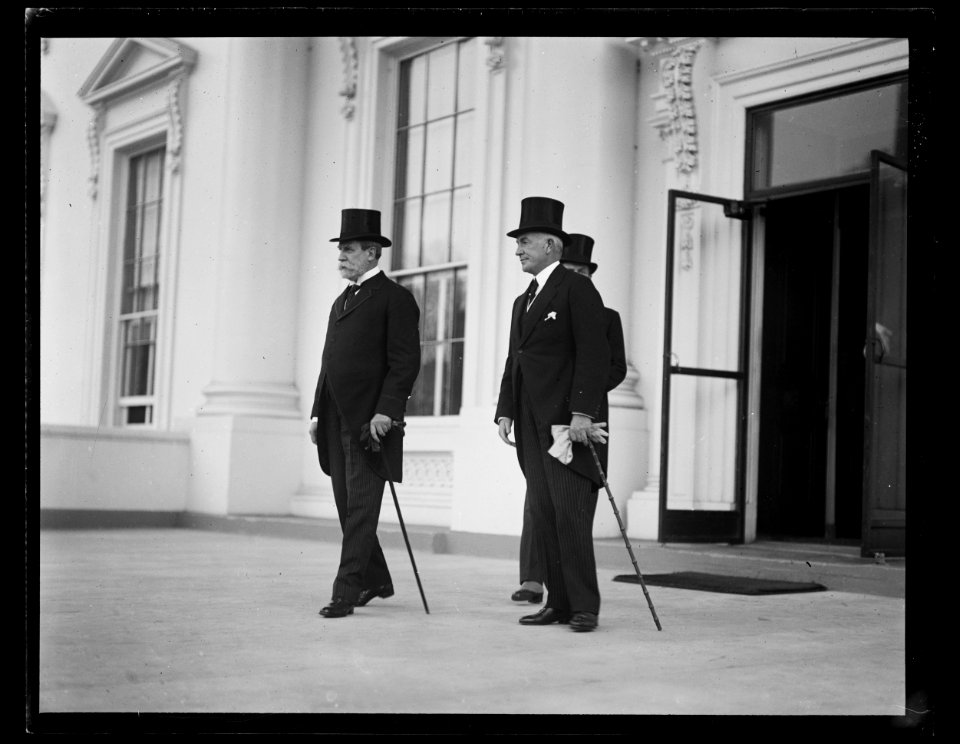 Group outside White House; Charles Evans Hughes, left. Washington, D.C. LCCN2016890832
