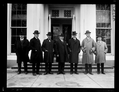 Group outside White House; Henry Cabot Lodge, 3rd from right. Washington, D.C. LCCN2016891000