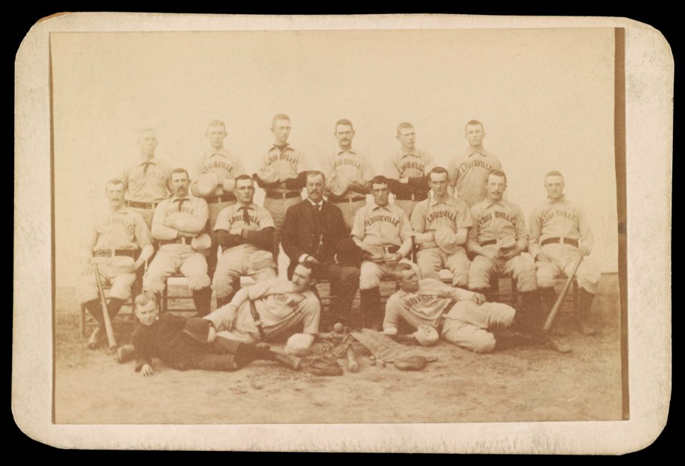 Group portrait of baseball players with the Louisville Colonels, with manager John Curtis Jack Chapman in center LCCN2016649460