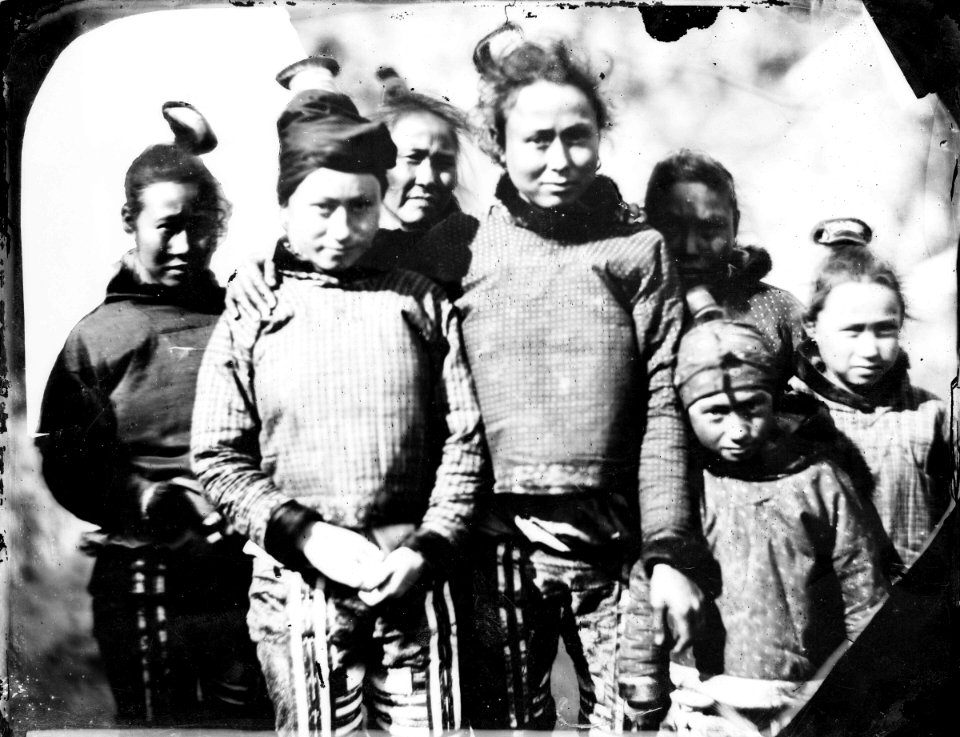 Group portrait of Inuit girls and women RMG G04262