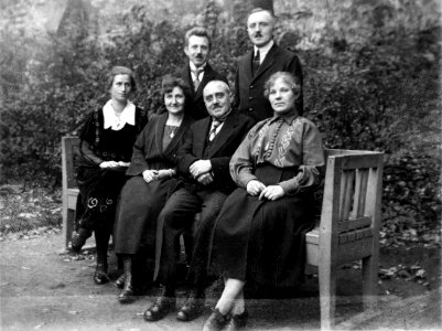 Groupfoto-early19th-24