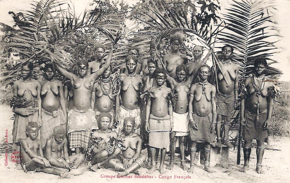 Groupe femmes Bossiébas-Congo Français