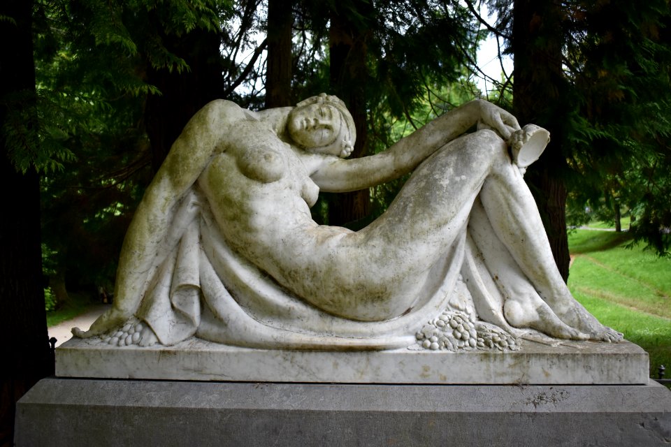 François Émile Popineau - La Bacchante ivre 02