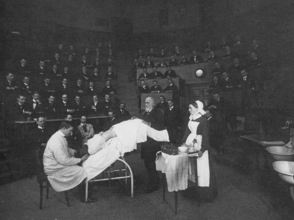 Frauenklinik Hörsaal