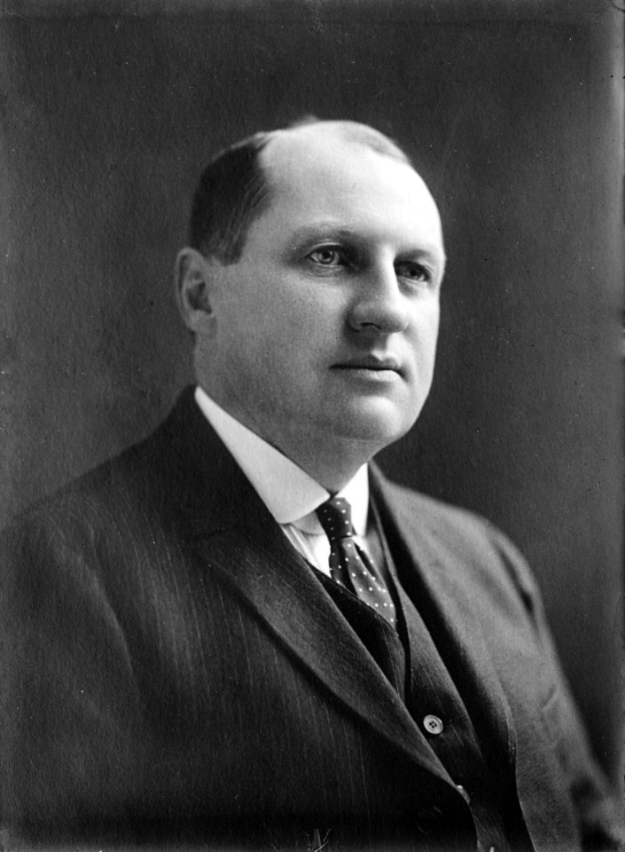 Fred H. Brown LCCN2014717189 - retouched