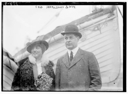 Fred Herreshoff & wife LCCN2014695496